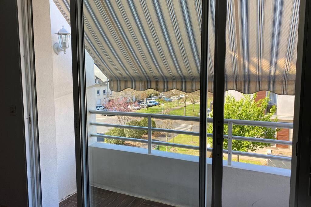 Charmant Appartement En Bord De Cher Saint Avertin Bagian luar foto