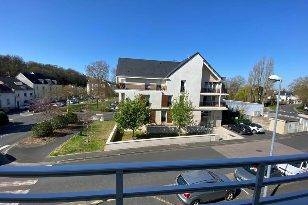 Charmant Appartement En Bord De Cher Saint Avertin Bagian luar foto